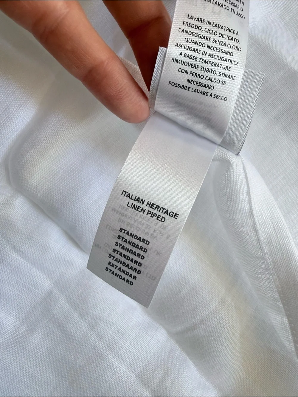 RH Standard size white pillowcase with piped edges Linen
